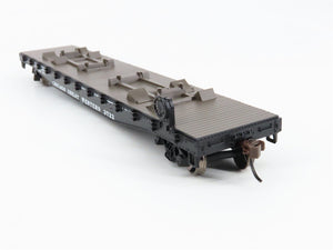 HO Scale Athearn 81265 CGW Chicago Great Western 50' Flat Car 3722 RTR