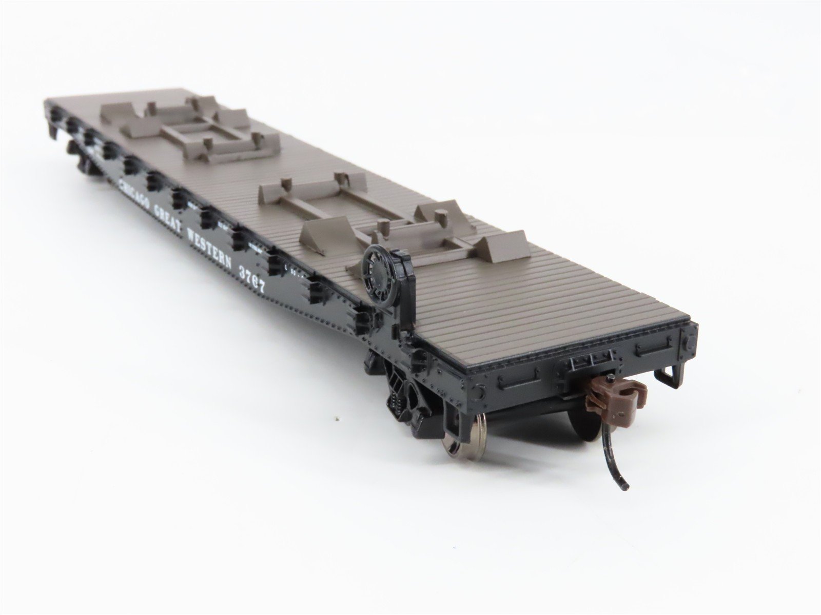 HO Scale Athearn 81266 CGW Chicago Great Western 50' Flat Car 3767 RTR