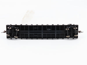 HO Scale Athearn 81266 CGW Chicago Great Western 50' Flat Car 3767 RTR