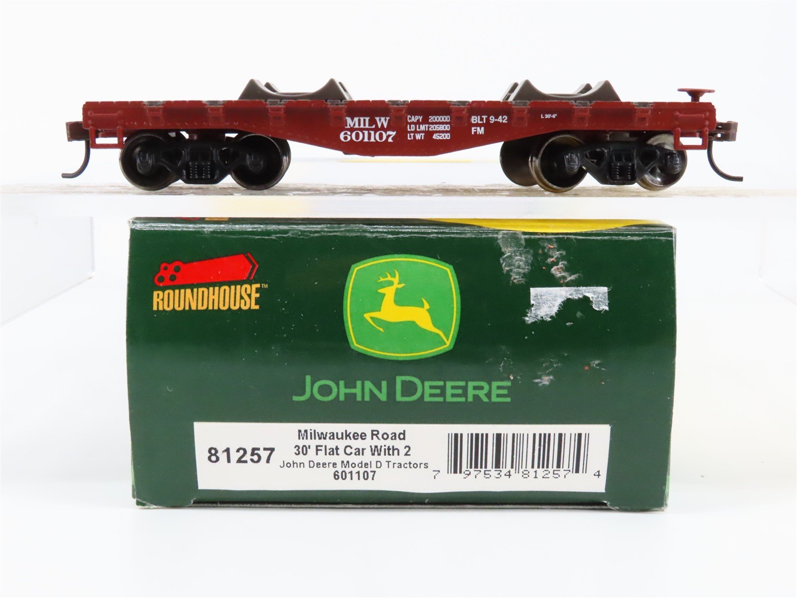 Roundhouse 81257 MILW Milwaukee Road 30' Flat Car 601107 RTR