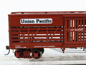 Roundhouse 84223 UP Union Pacific 36' Stock/Cattle Car 61290 RTR
