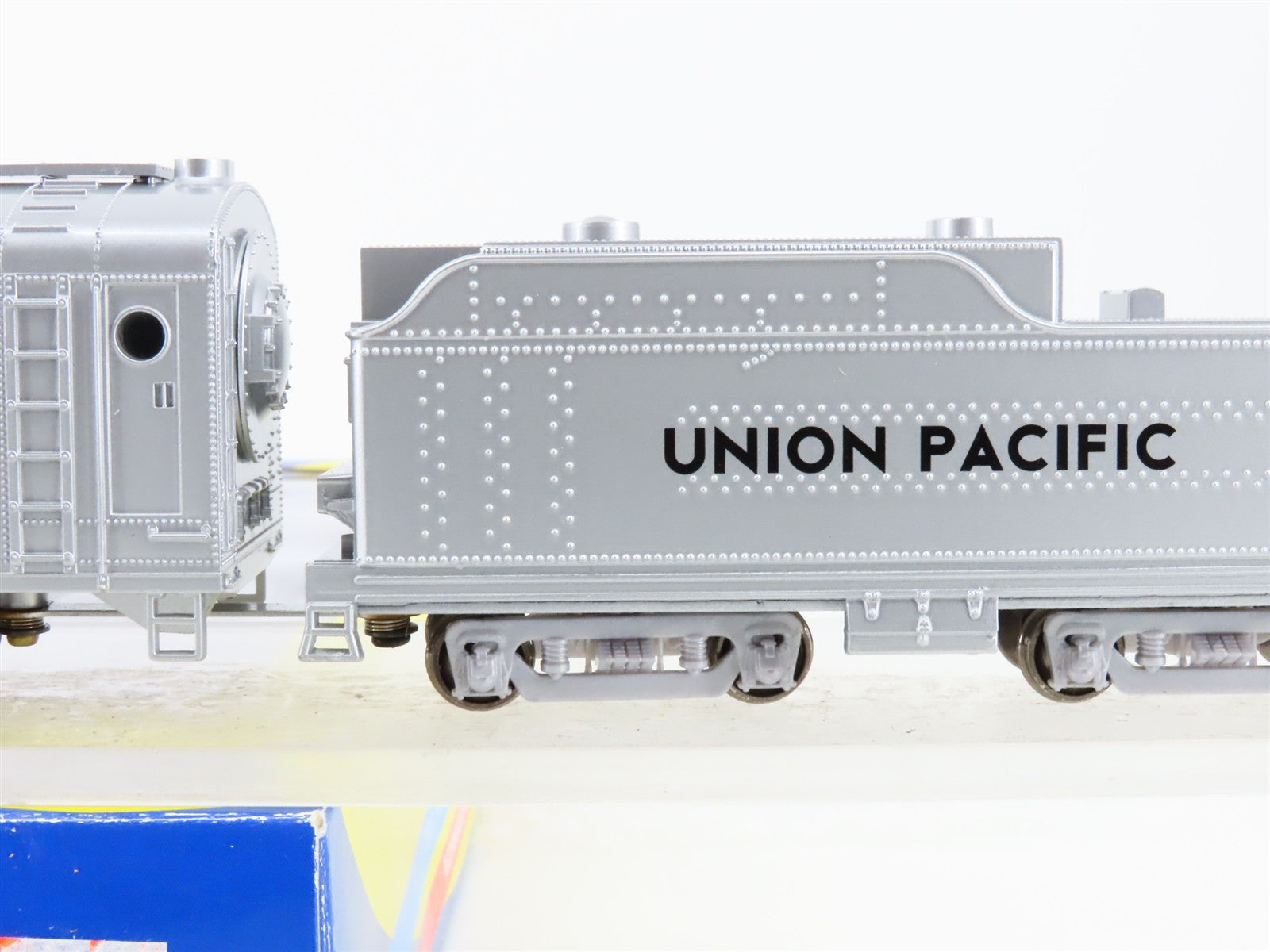 HO Scale Athearn 93801 UP Union Pacific Rotary Snowplow and Tender 900076 RTR