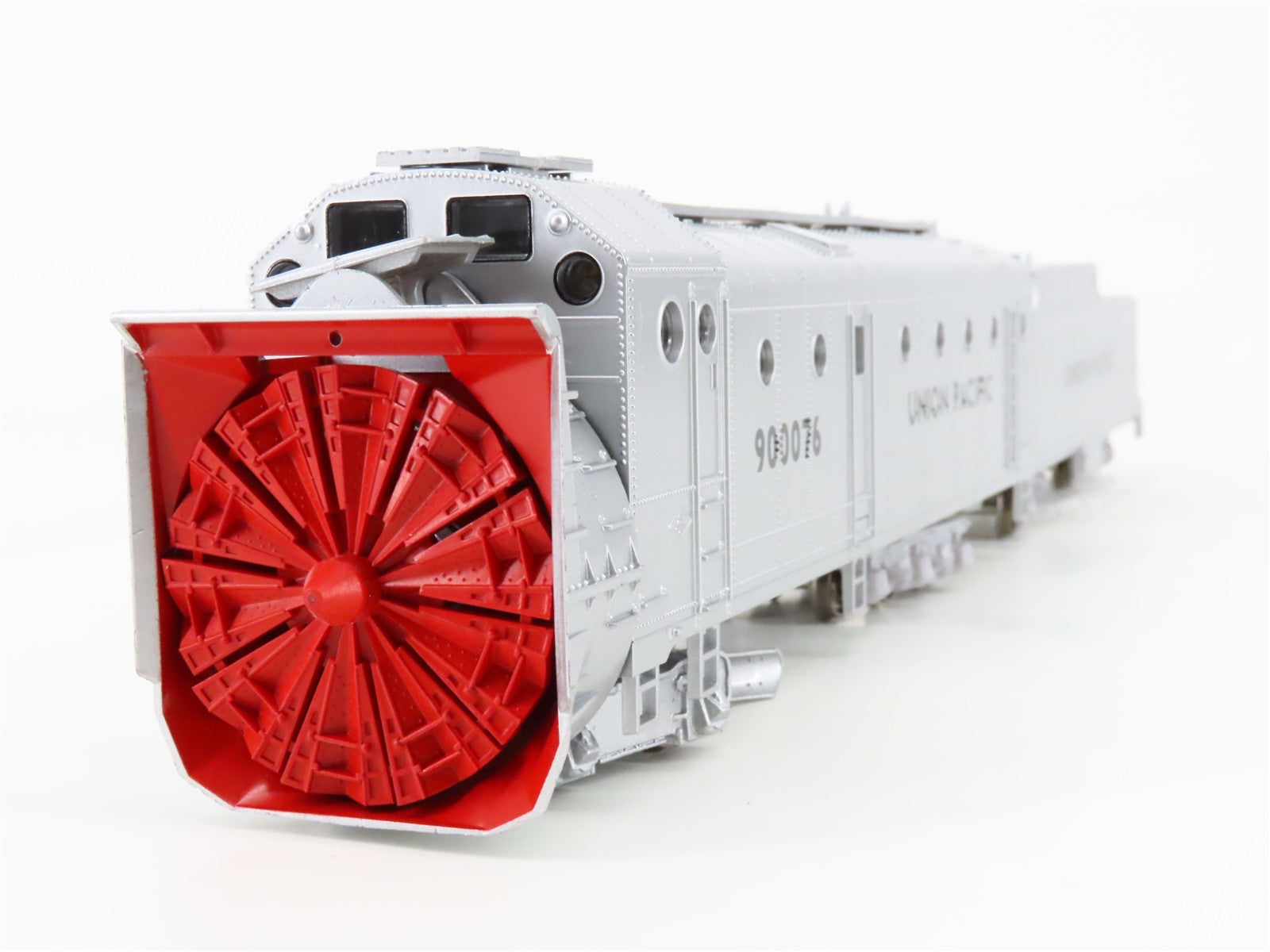 HO Scale Athearn 93801 UP Union Pacific Rotary Snowplow and Tender 900076 RTR