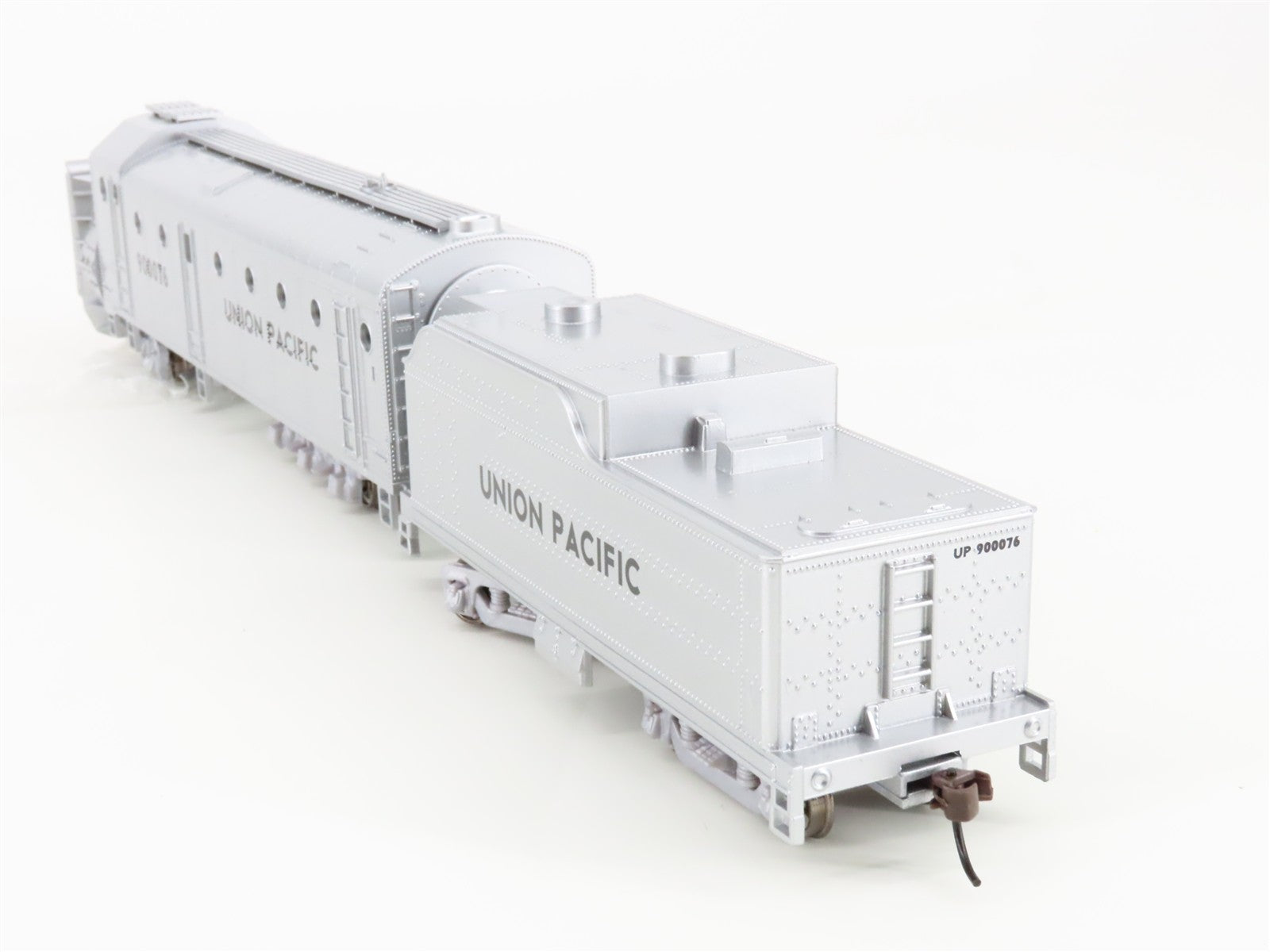 HO Scale Athearn 93801 UP Union Pacific Rotary Snowplow and Tender 900076 RTR