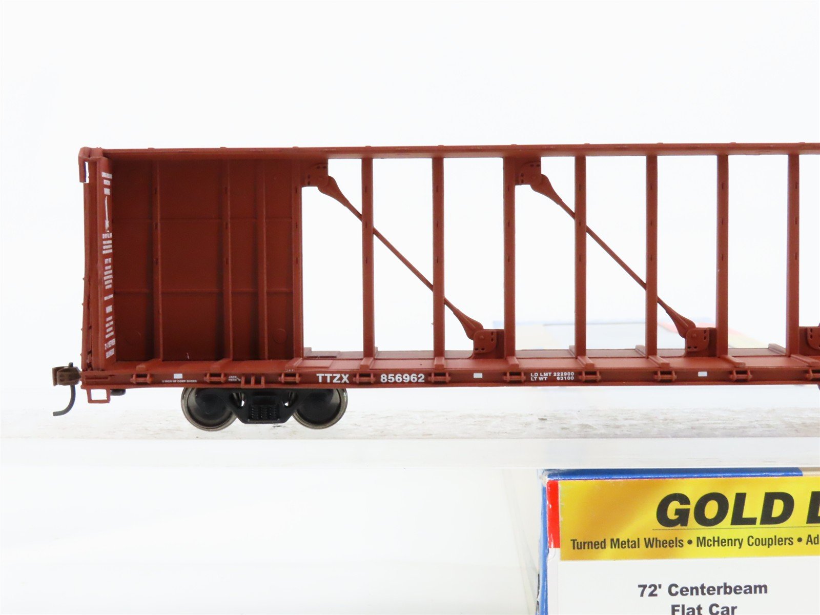 HO Scale Walthers 932-4135 TTX 72' Centerbeam Flat Car 856962 RTR