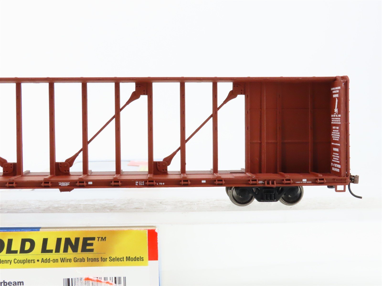 HO Scale Walthers 932-4135 TTX 72' Centerbeam Flat Car 856962 RTR