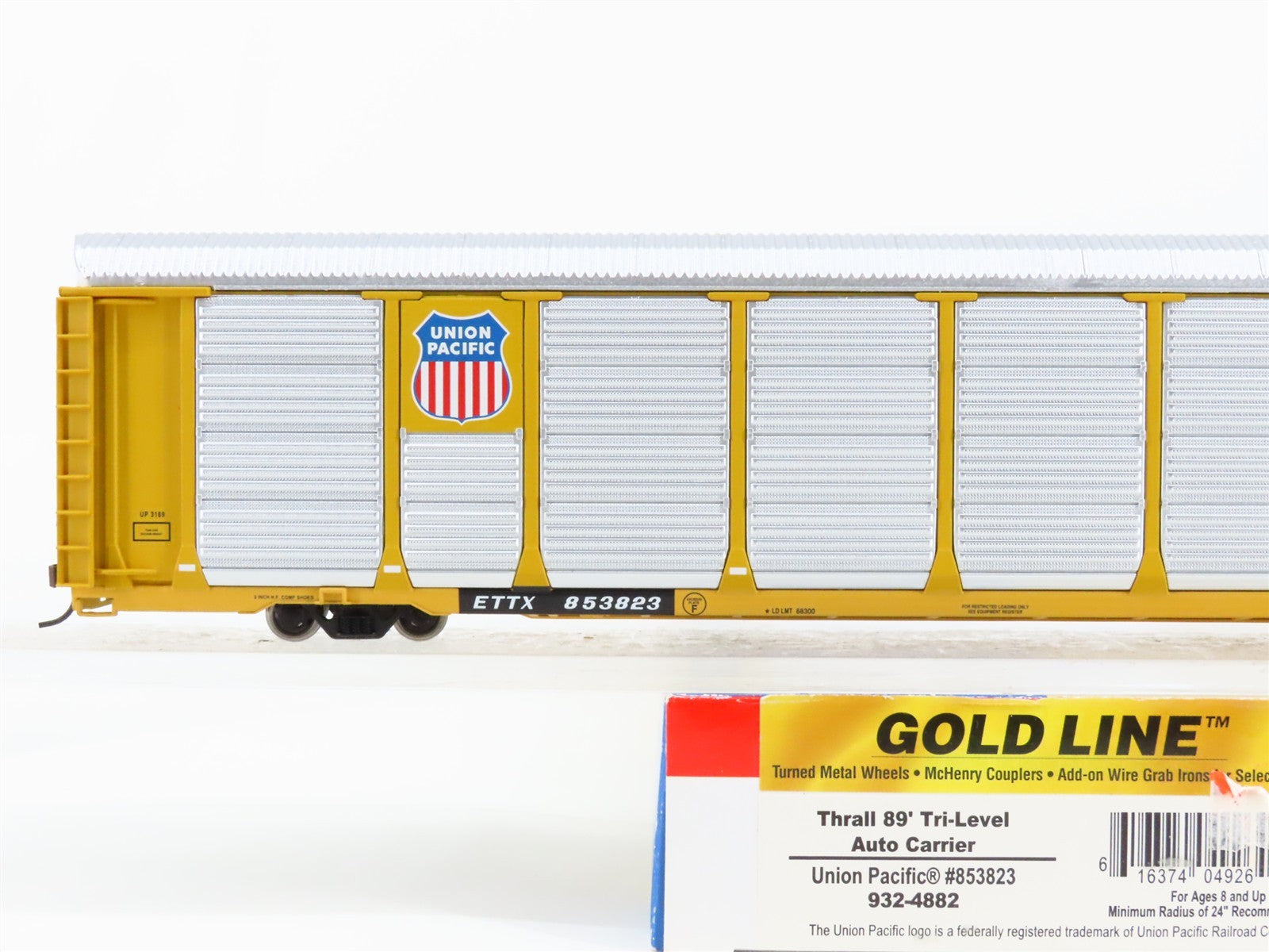 HO Scale Walthers 932-4882 UP Union Pacific 89' Tri-Level Auto Carrier RTR