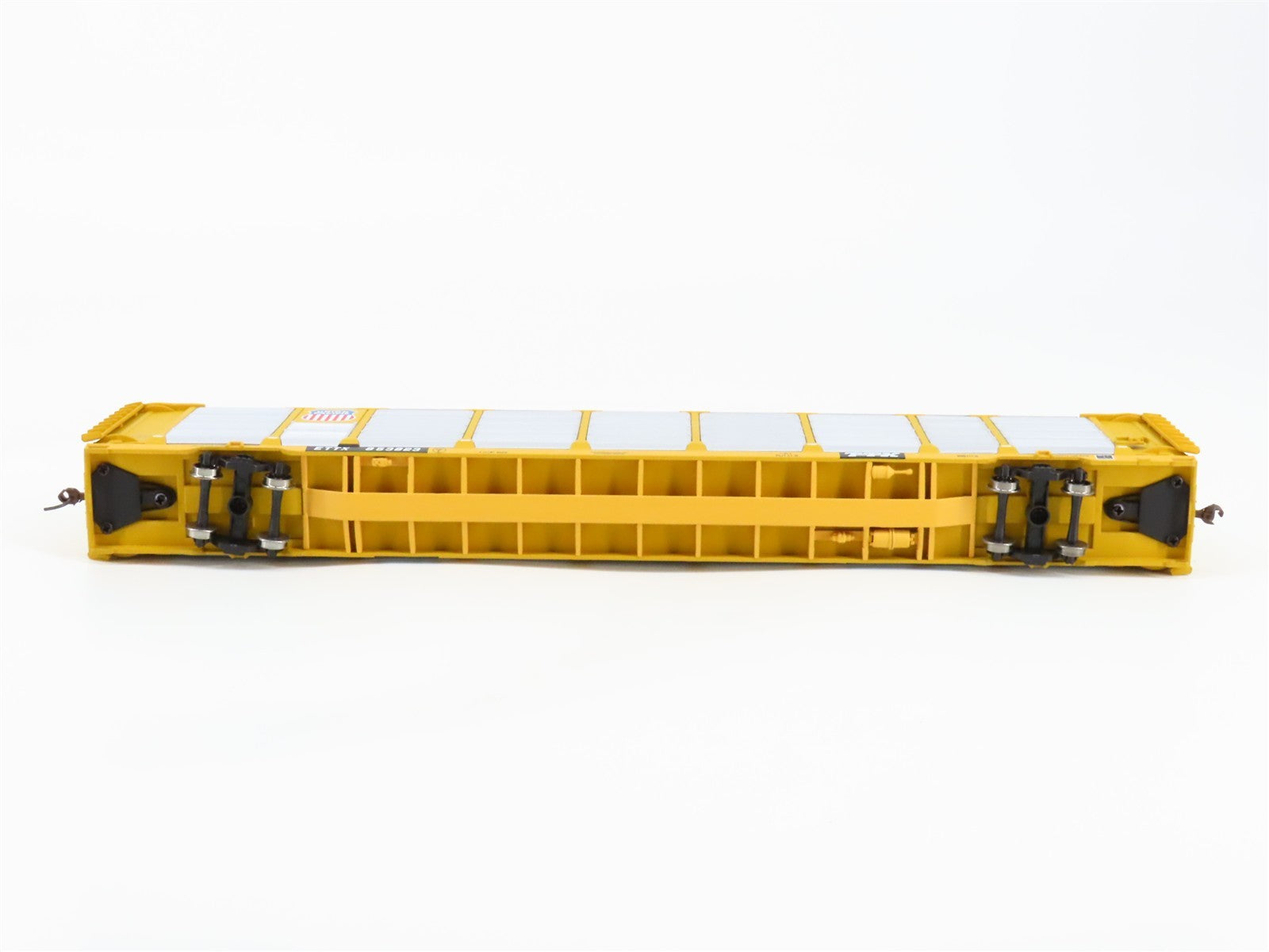 HO Scale Walthers 932-4882 UP Union Pacific 89' Tri-Level Auto Carrier RTR