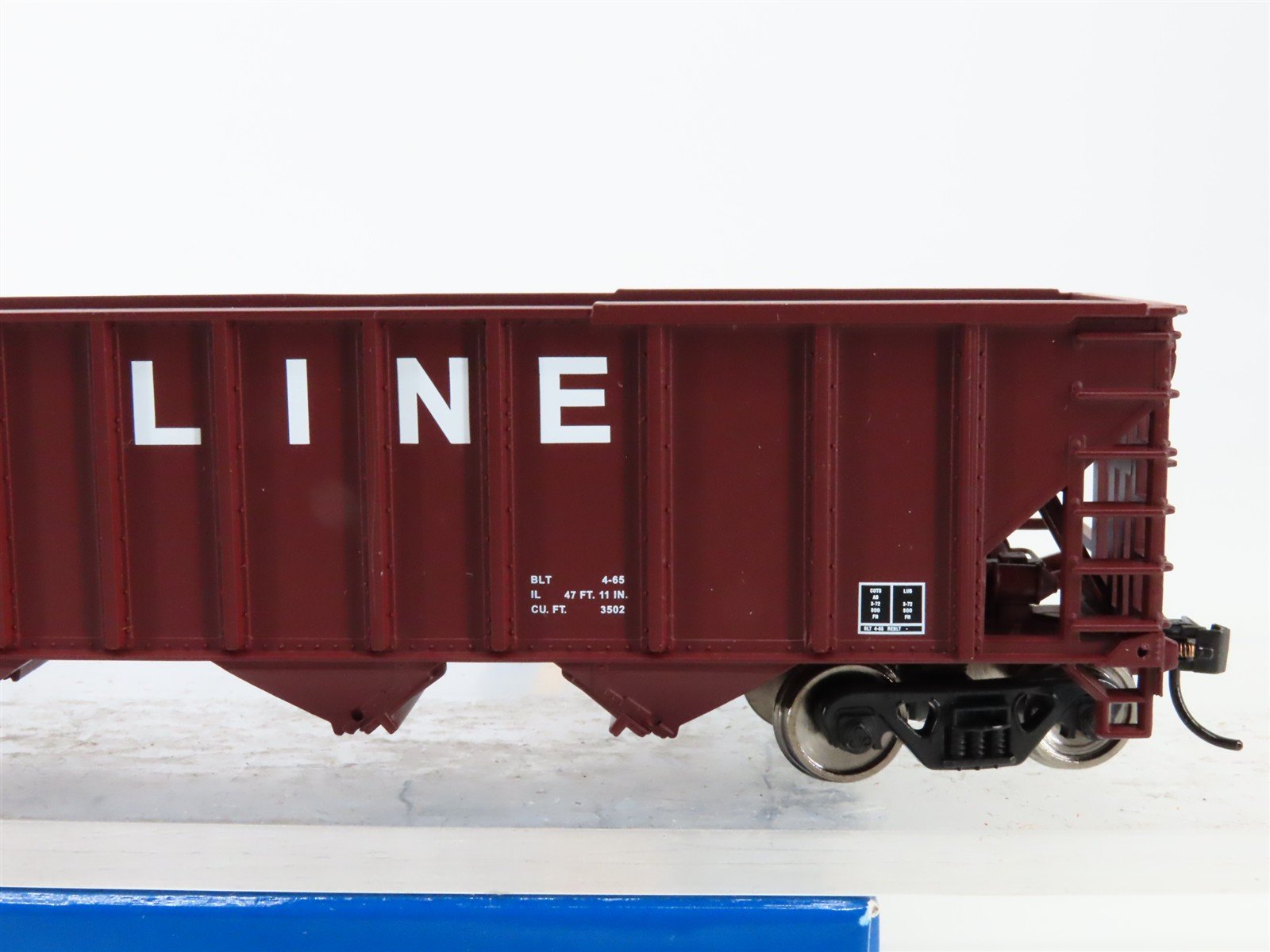 HO Scale Walthers 910-1973 Soo Line 50' 4-Bay Hopper 60356 RTR