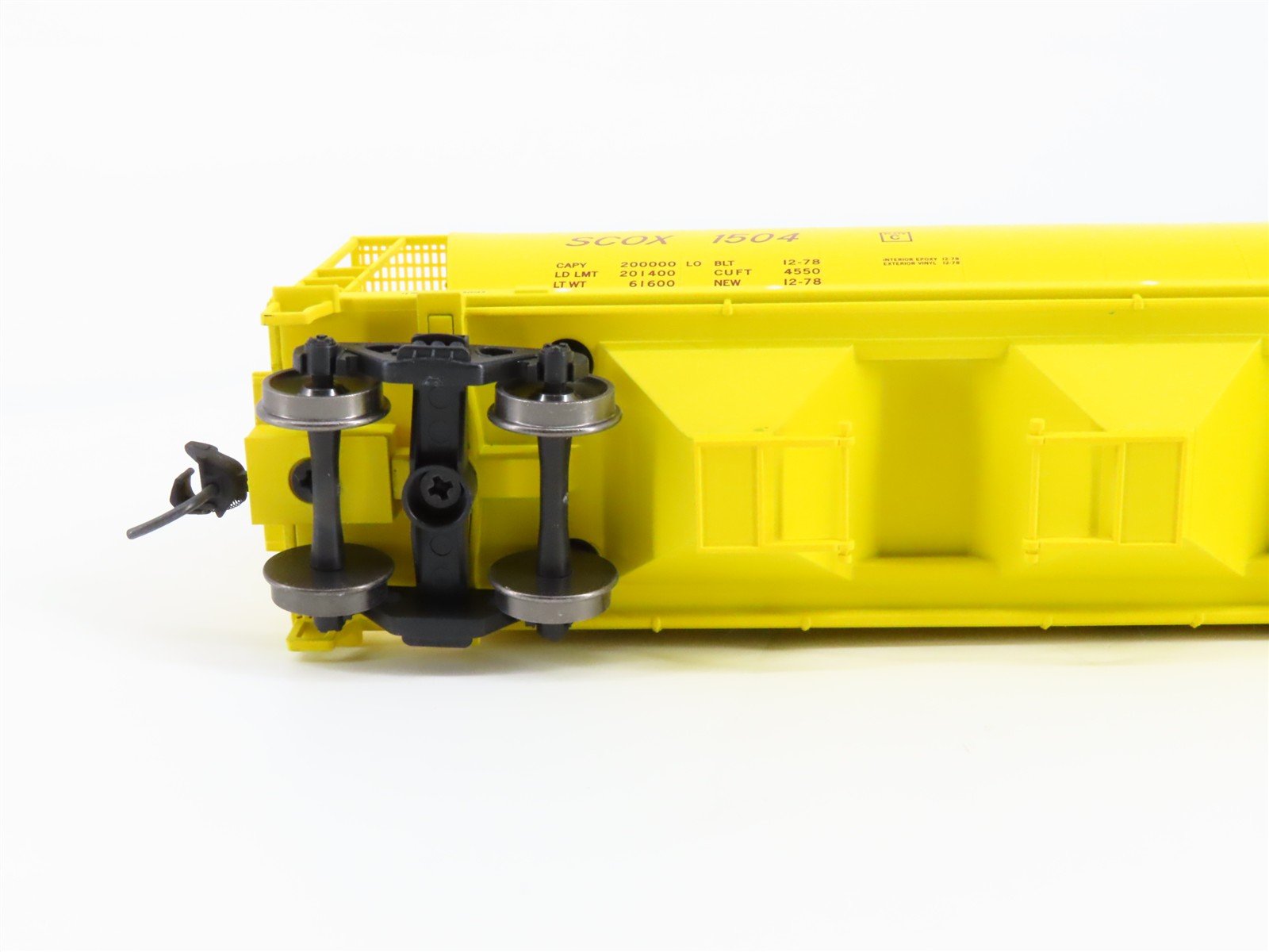HO Scale Walthers 910-7320 SCOX Scoular 59' 59' Cylindrical Hopper 1504 RTR