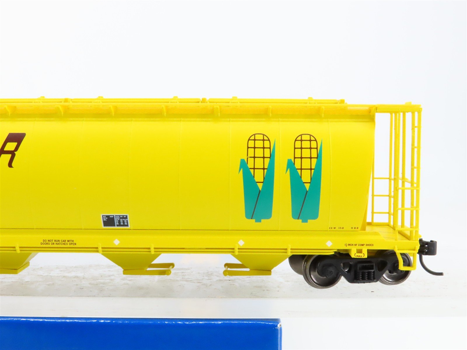 HO Scale Walthers 910-7321 Scoular 59' Cylindrical Hopper 1527 RTR
