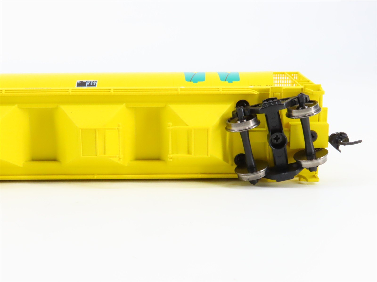 HO Scale Walthers 910-7322 SCLX Scoular 59' Cylindrical Hopper 1551 RTR