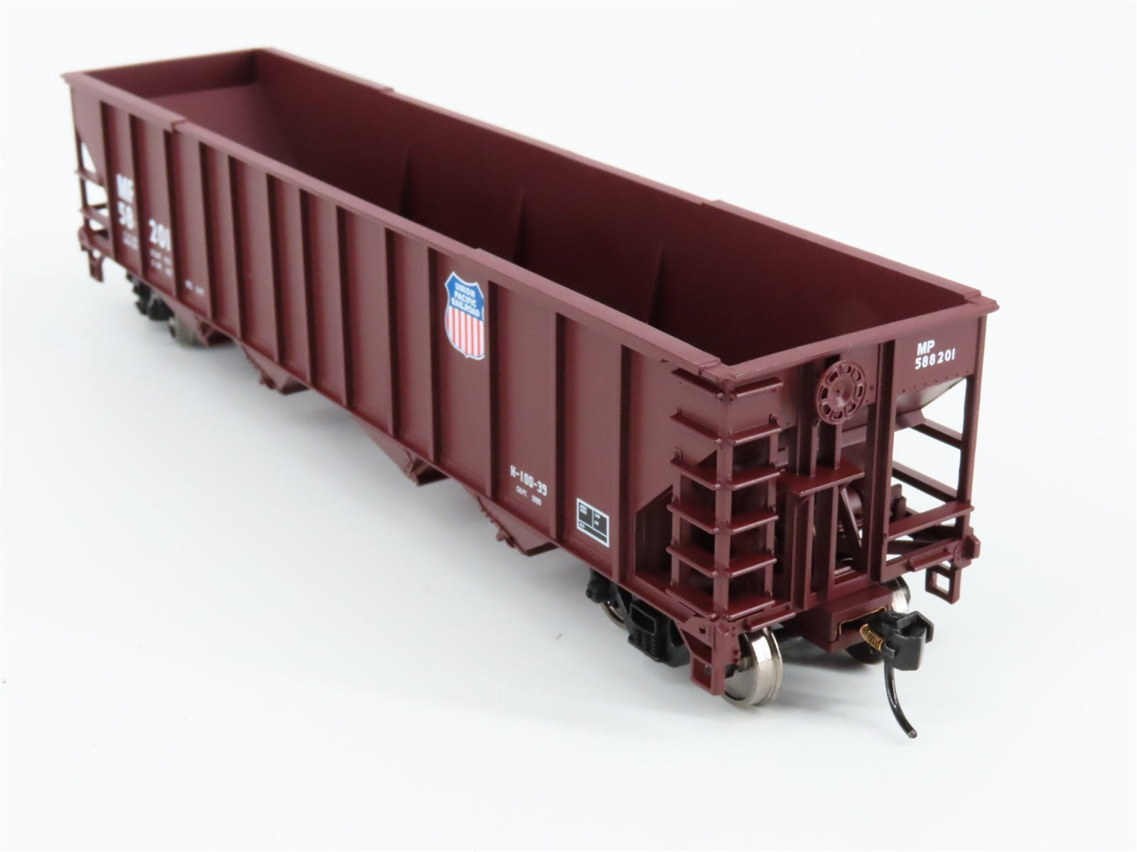 HO Scale Walthers 910-1971 MP Missouri Pacific 50' 4-Bay Hopper 588201 RTR