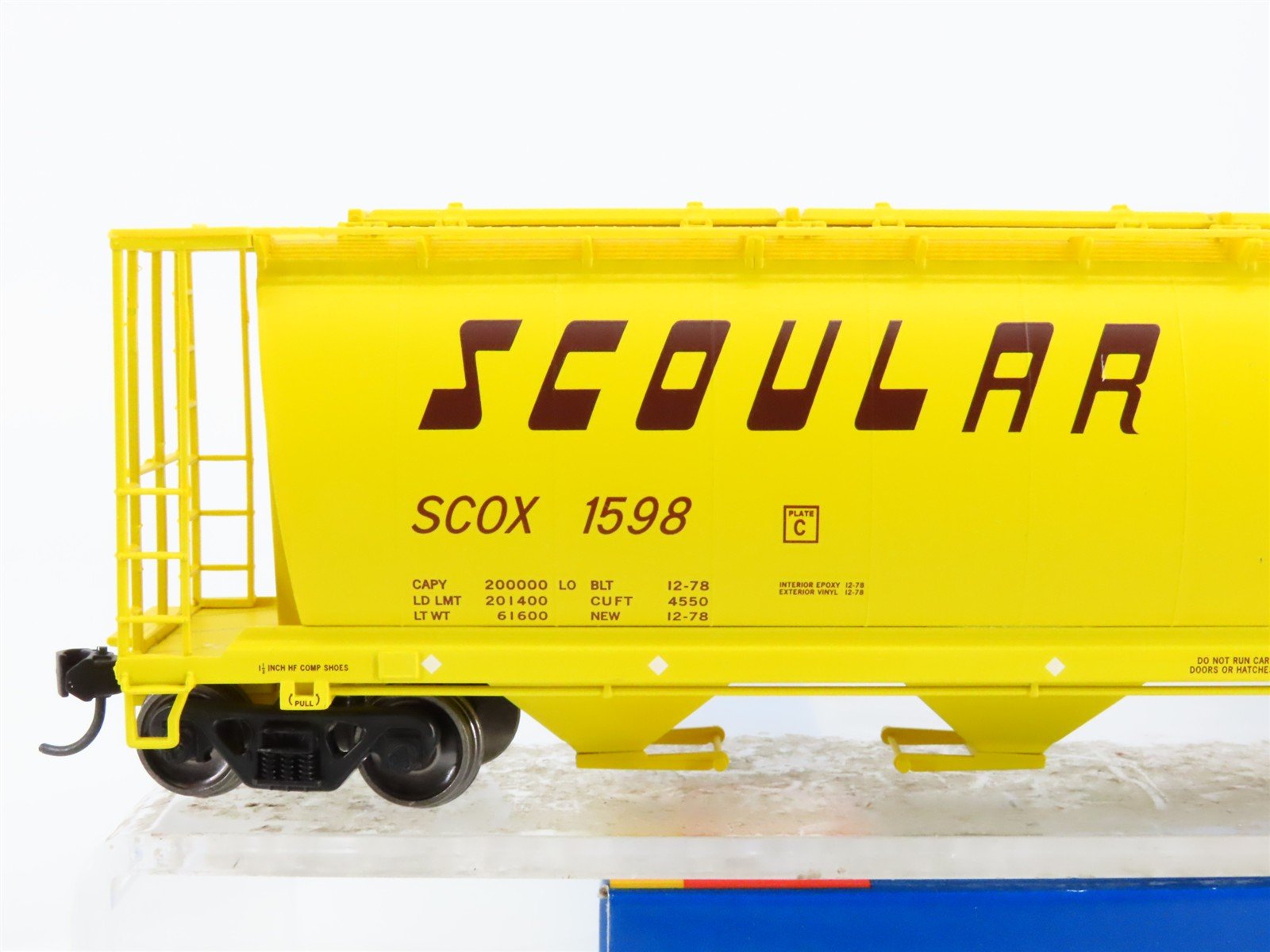 HO Scale Walthers 910-7323 SCOX Scoular 59' Cylindrical Hopper 1598 RTR