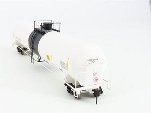 HO Scale Walthers 920-100704 DPRX PBF Holding Co. 55' 30,145-Gal Tank Car RTR