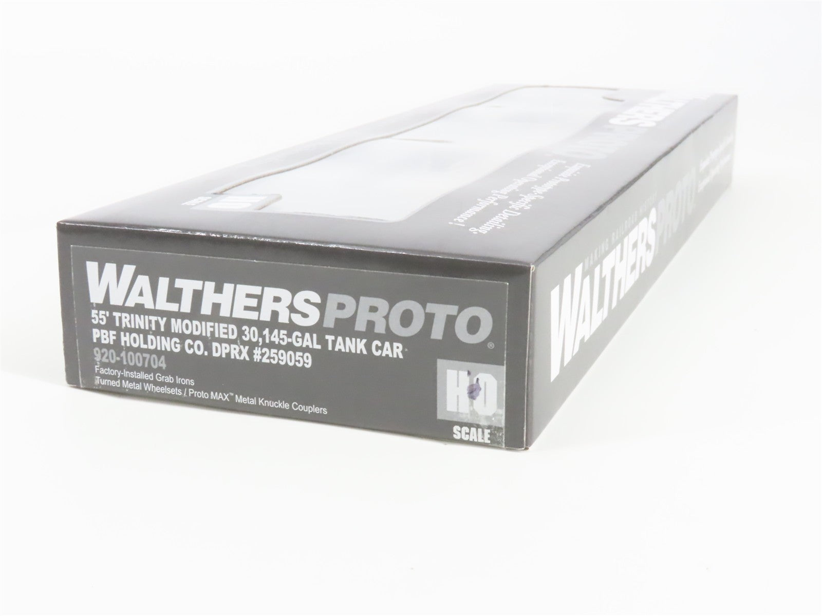 HO Scale Walthers 920-100704 DPRX PBF Holding Co. 55' 30,145-Gal Tank Car RTR
