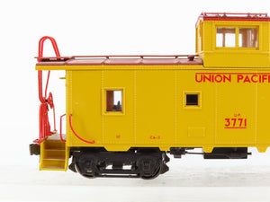 HO Scale Märklin 45702 UP Union Pacific CA-3 Cupola Caboose 3771 RTR