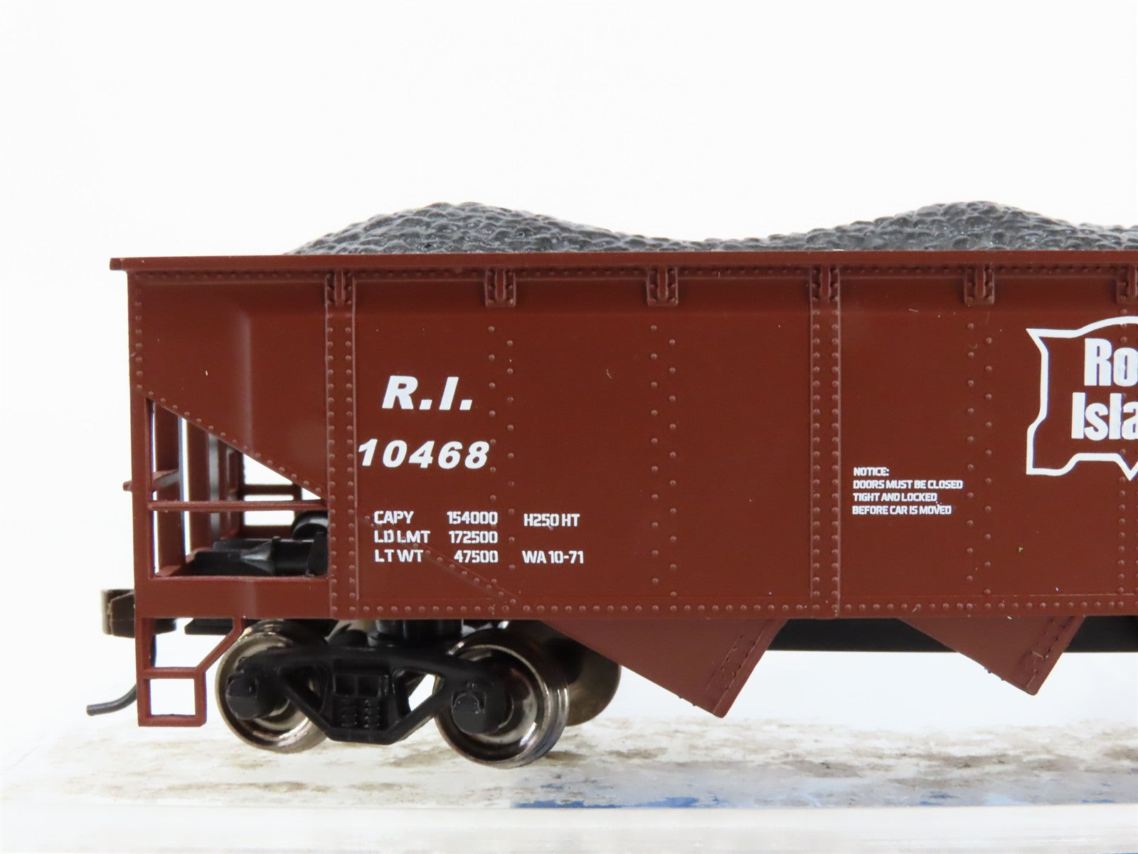 HO Scale Bachmann 17608 RI Rock Island 40' 4-Bay Hopper 10468 RTR