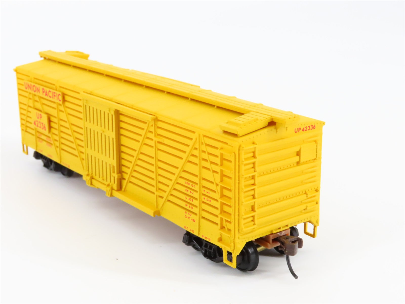 HO Scale Walthers 931-680 UP Union Pacific 40' Stock/Cattle Car 42336 RTR