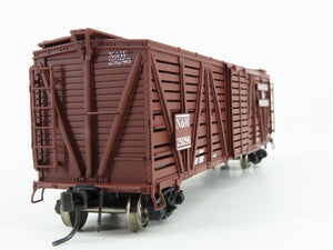 HO Scale Broadway Limited Imports 1345 40' Stock/Cattle Car RTR