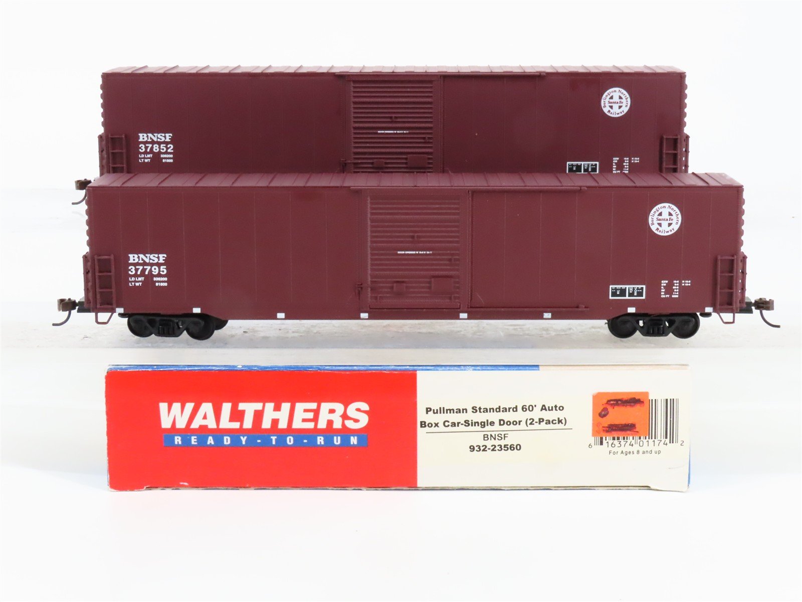 HO Scale Walthers 932-23560 BNSF Railway 60' Auto Box Car 2-Pack RTR