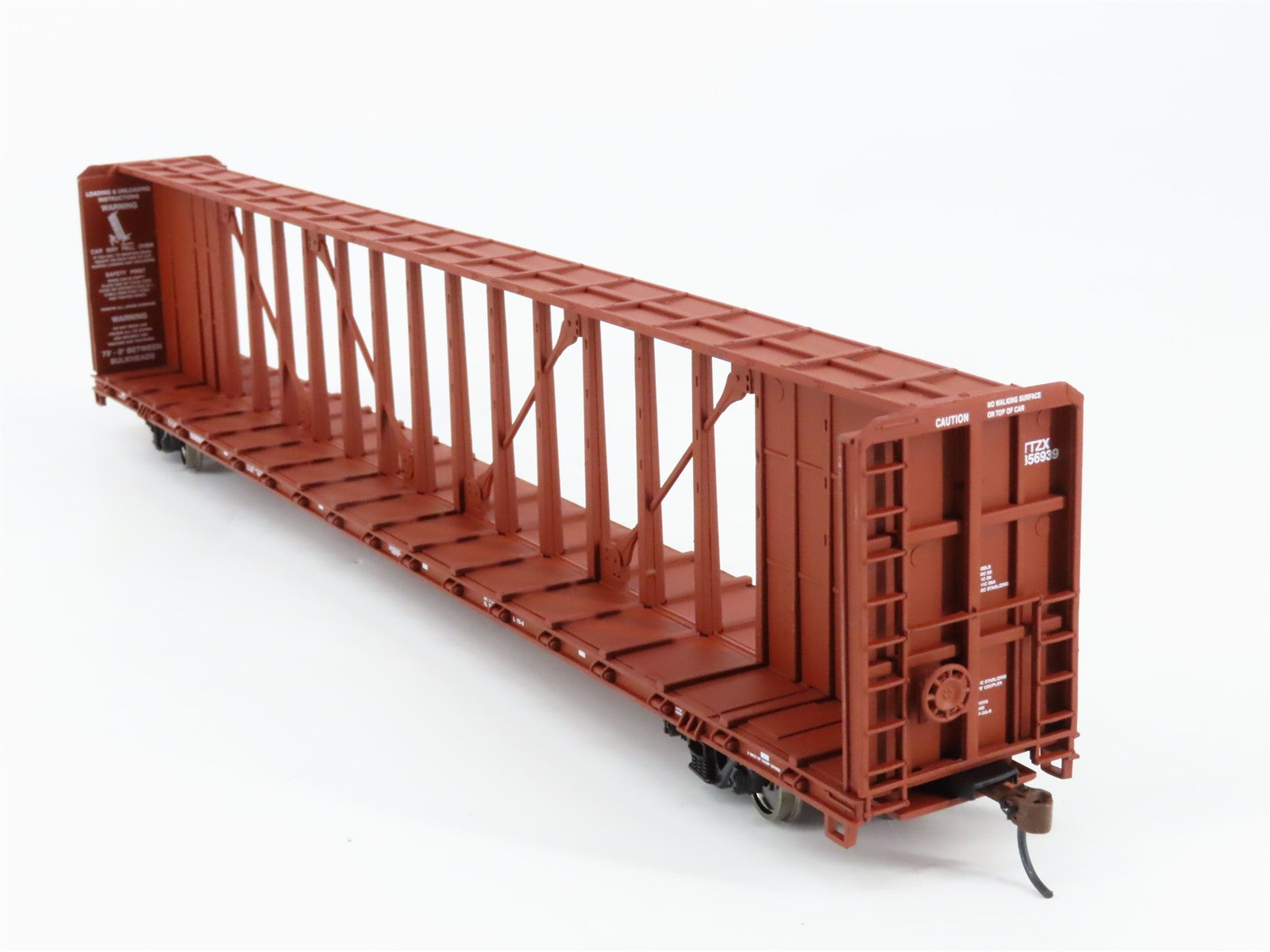 HO Scale Walthers 932-24135 TTX 72' Centerbeam Flat Car 2-Pack RTR