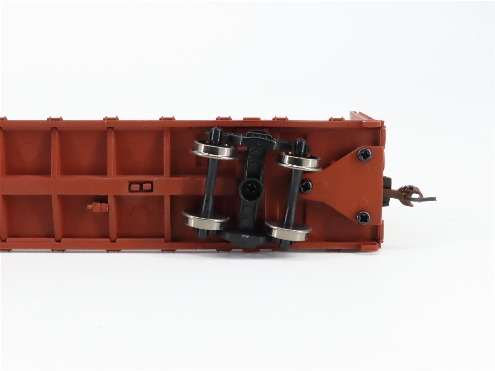HO Scale Walthers 932-24135 TTX 72' Centerbeam Flat Car 2-Pack RTR
