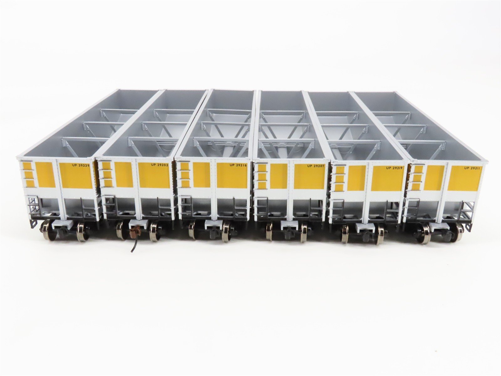 HO Scale Walthers 933-5340 UP Union Pacific Bethgon Gondola 6-Pack RTR
