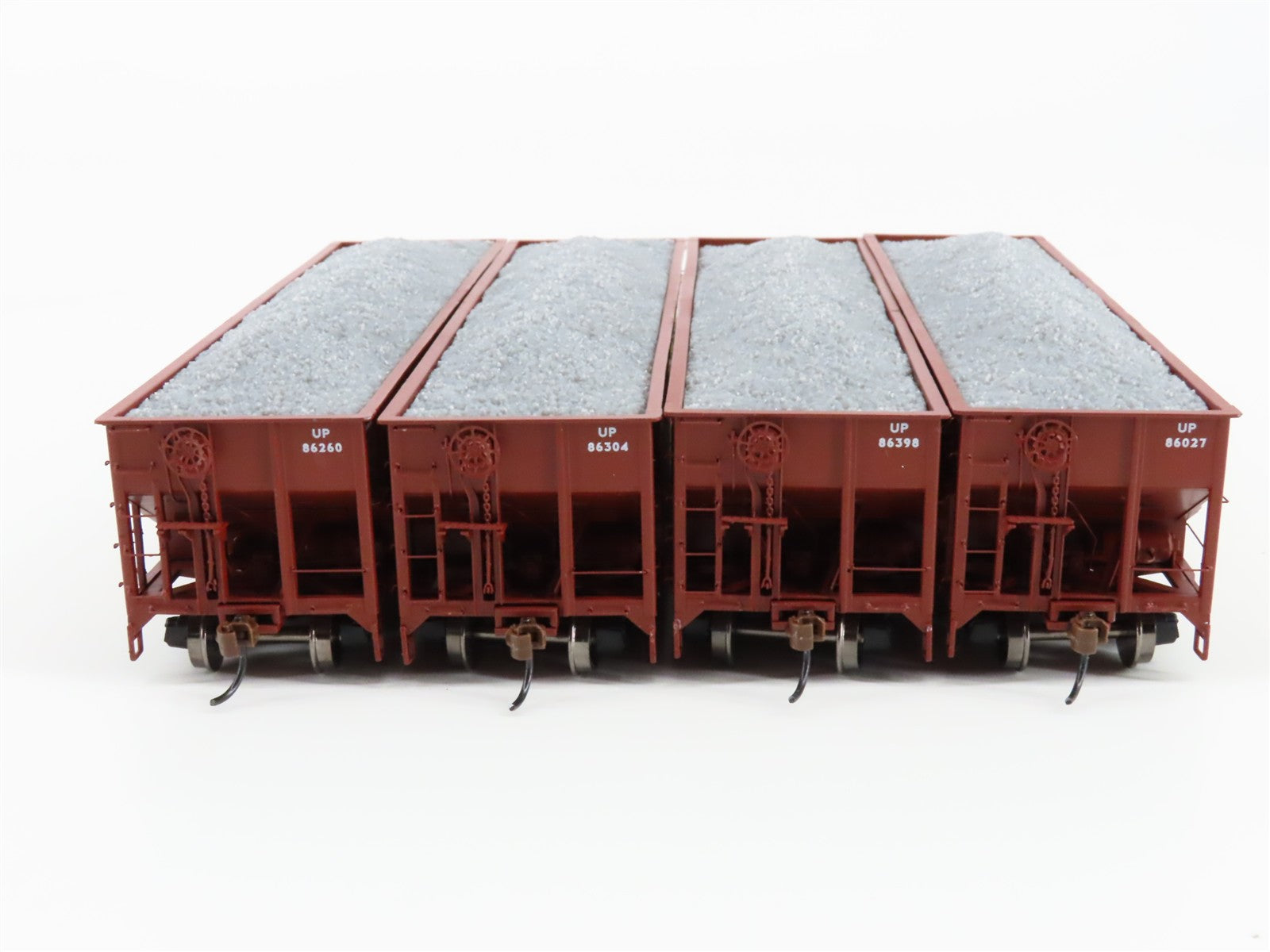 Athearn ATH14531 UP Union Pacific 40' 3-Bay Offset Ballast Hopper 4-Pack RTR