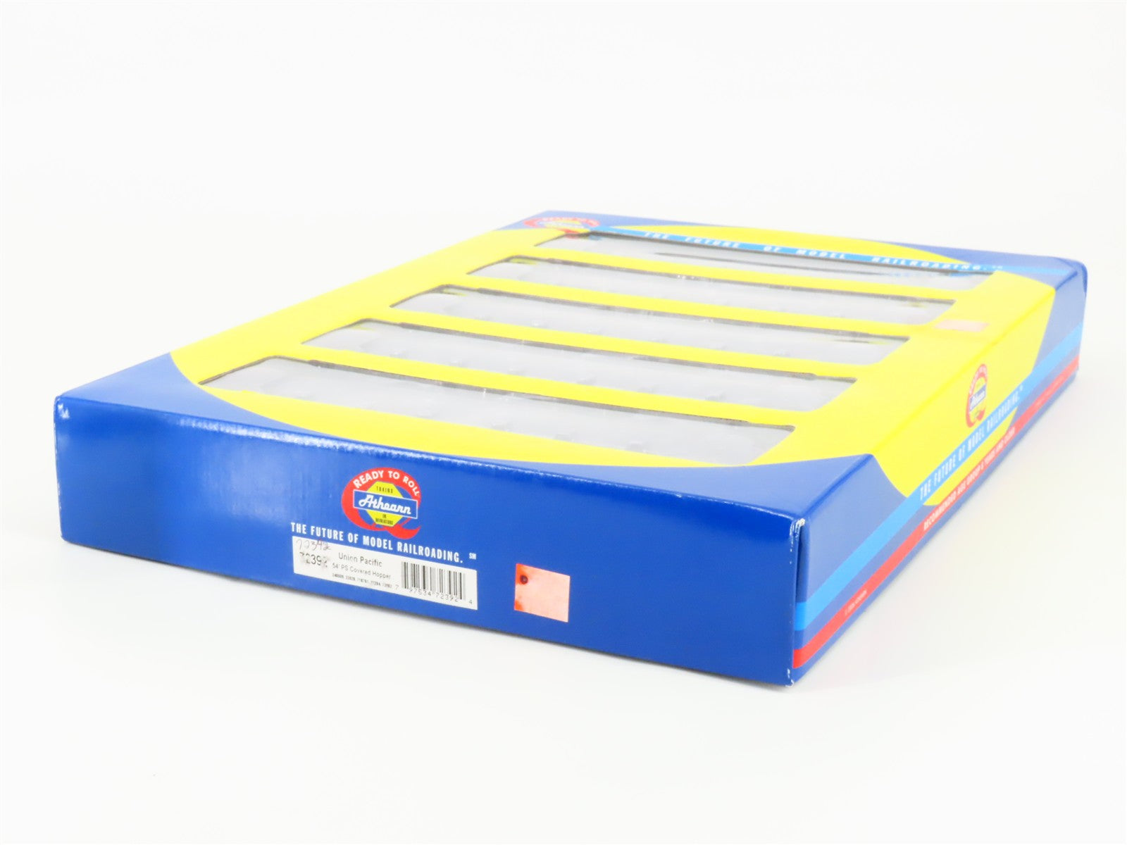 HO Scale Athearn 72392 UP Union Pacific 54' 3-Bay Covered Hopper 5-Pack RTR