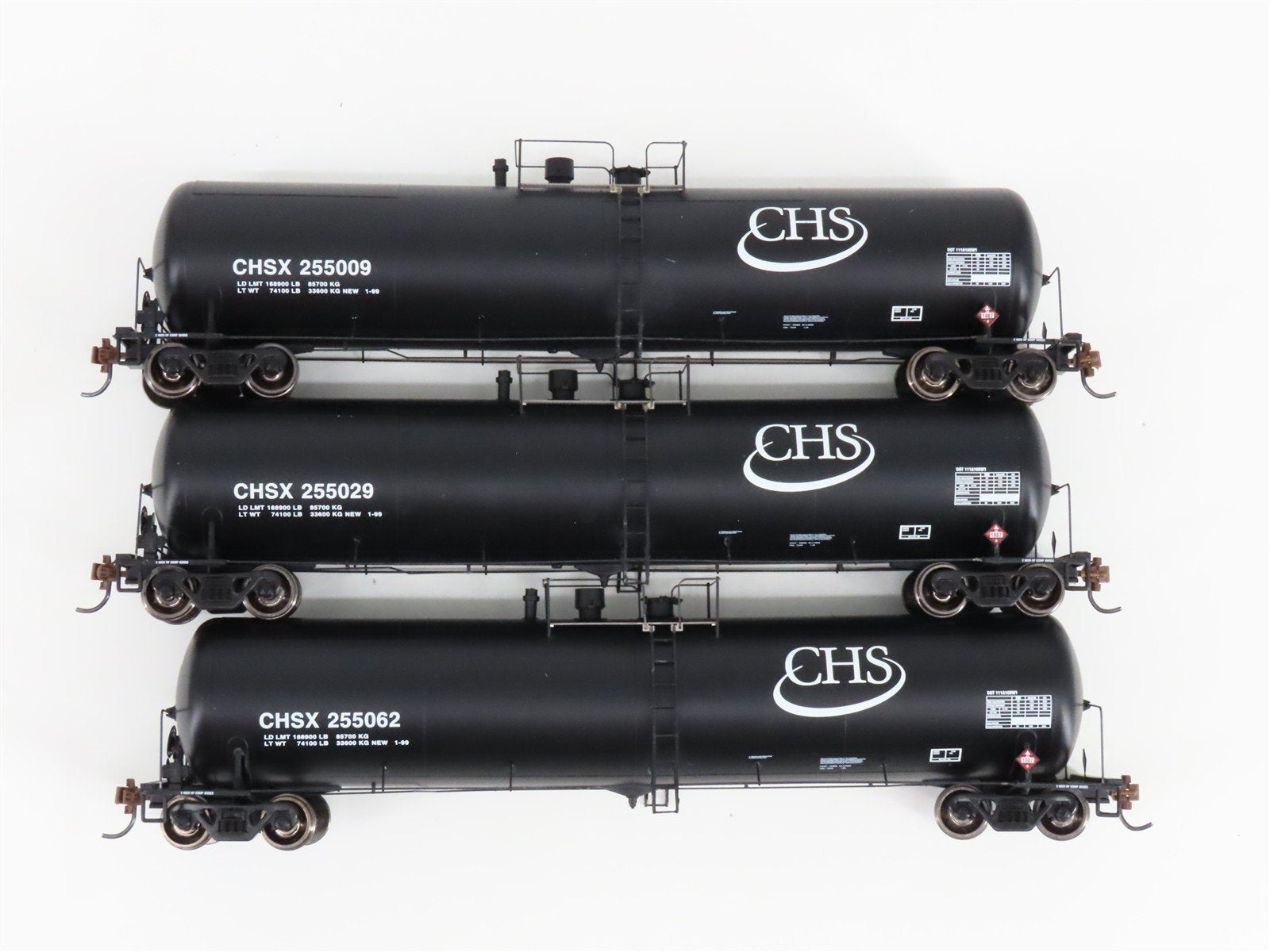 HO Scale Athearn ATH98437 CHSX CHS 30K Gallon Ethanol Tank Car 3-Pack RTR