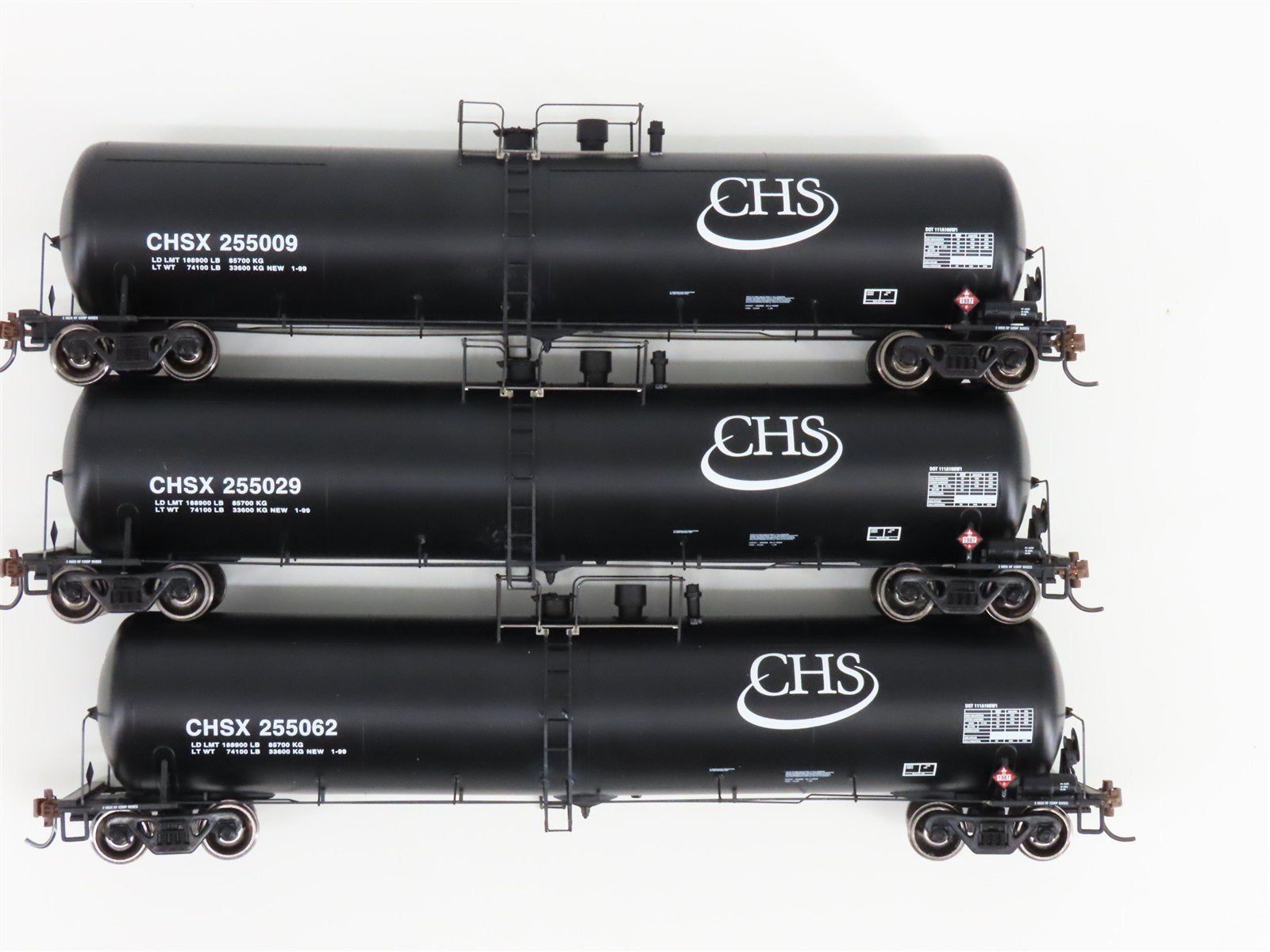HO Scale Athearn ATH98437 CHSX CHS 30K Gallon Ethanol Tank Car 3-Pack RTR