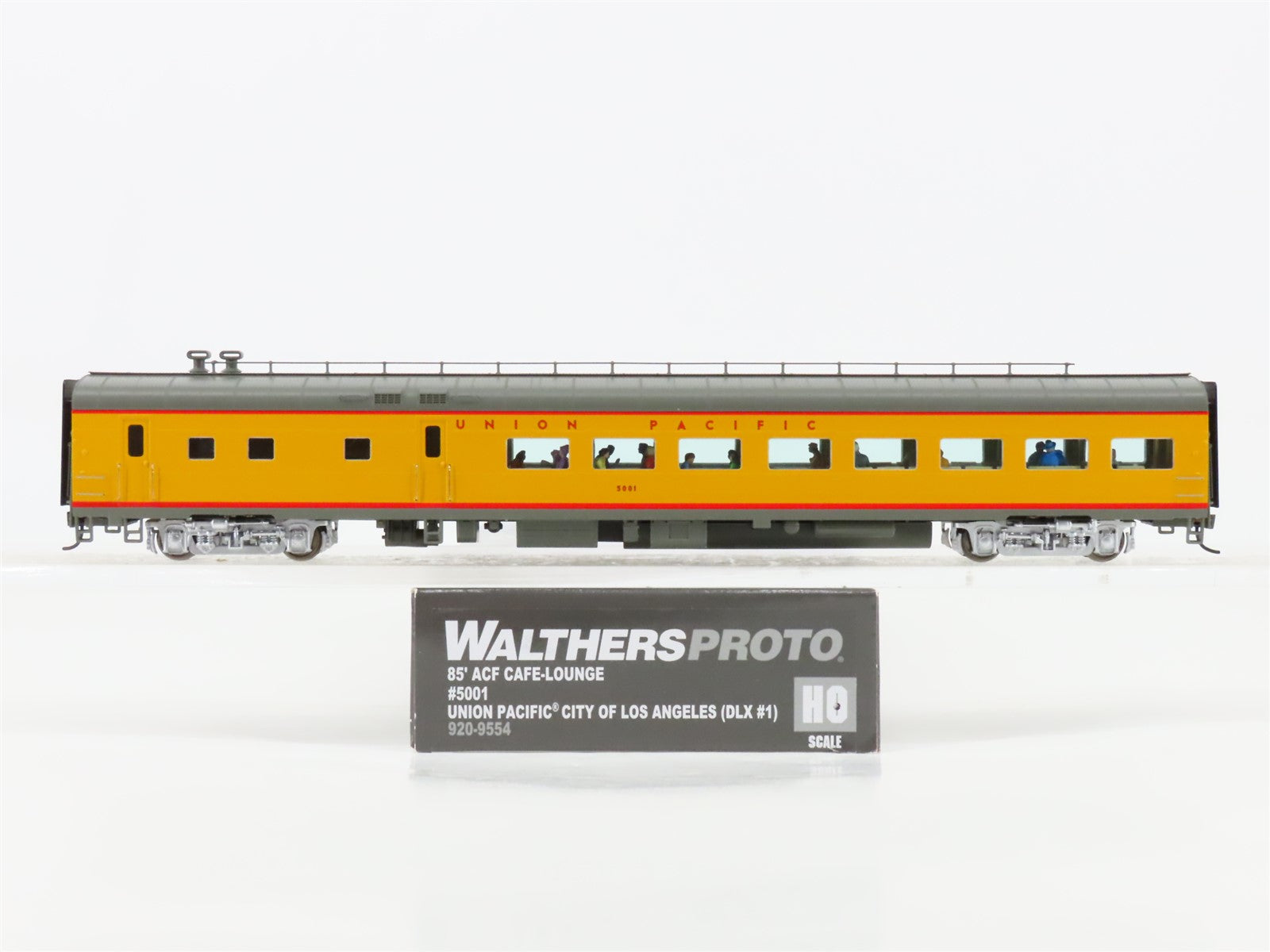 HO Walthers Proto 920-9554 UP Union Pacific 85' ACF Cafe-Lounge Passenger #5001