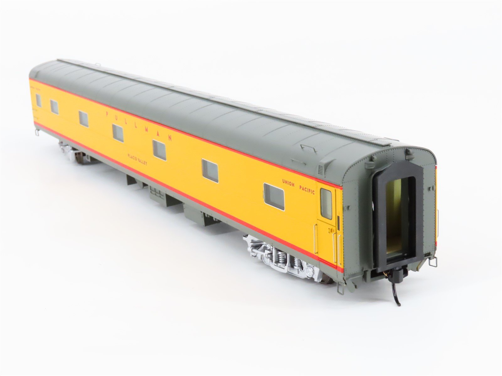 HO Walthers Proto 920-9558 UP Union Pacific 85' Sleeper Passenger Placid Valley