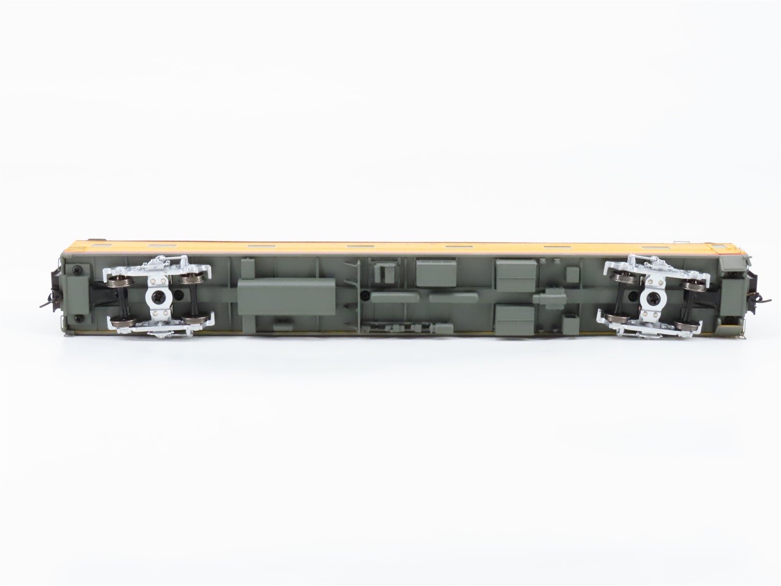 HO Walthers Proto 920-9558 UP Union Pacific 85' Sleeper Passenger Placid Valley