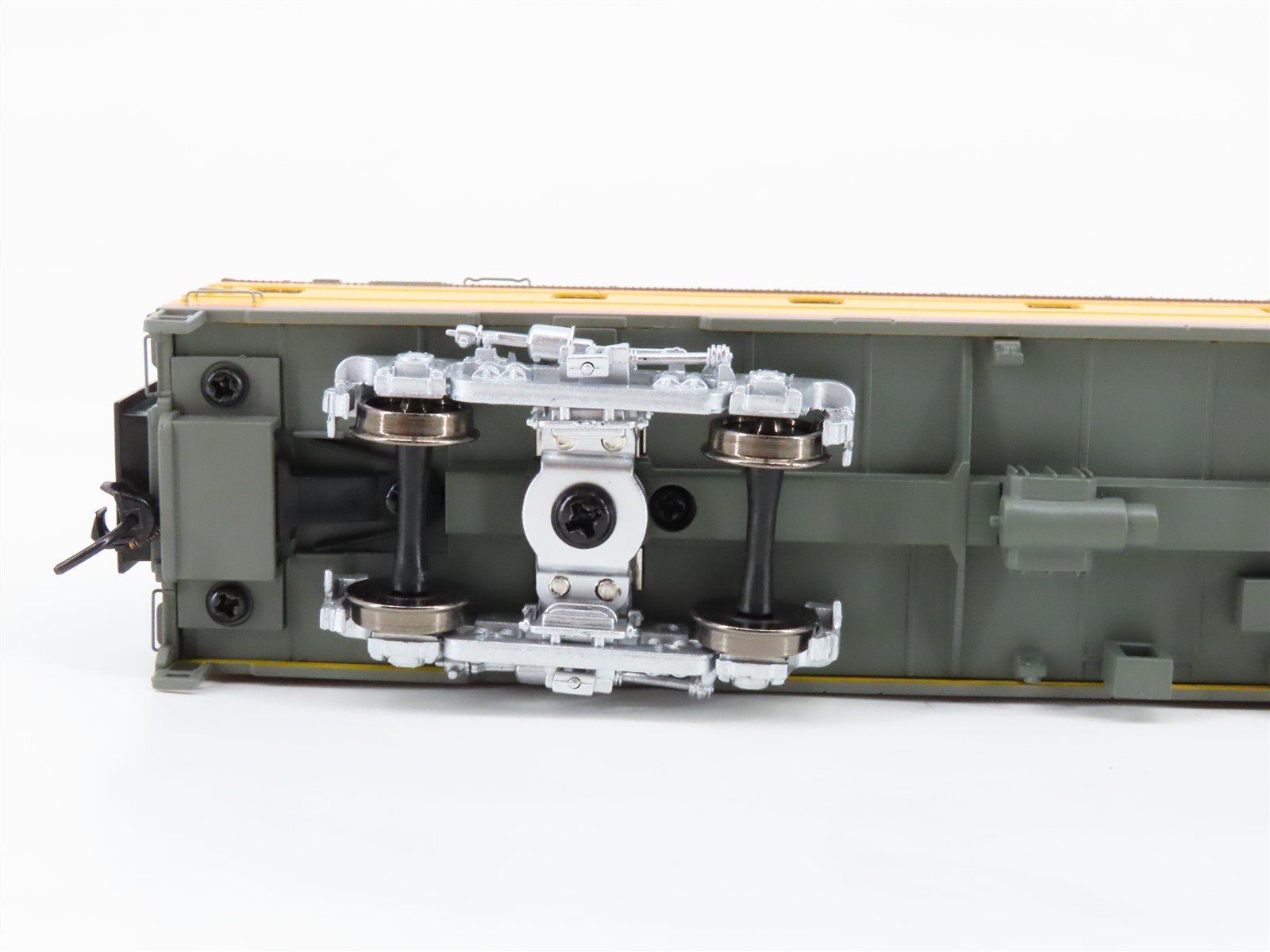 HO Walthers Proto 920-9551 UP Union Pacific 85' Baggage-Dormitory Passenger 6006