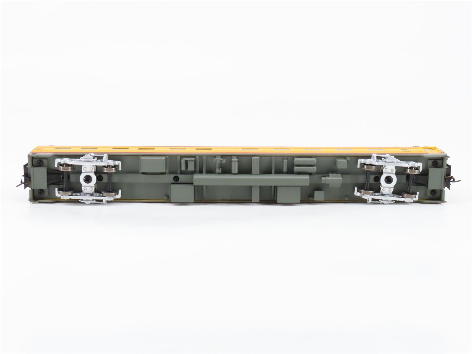 HO Scale Walthers Proto 920-9555 UP 85' Budd Sleeper Passenger 
