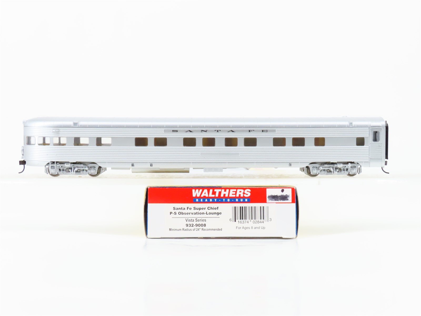 HO Walthers 932-9008 ATSF Santa Fe Super Chief Observation-Lounge Passenger Car