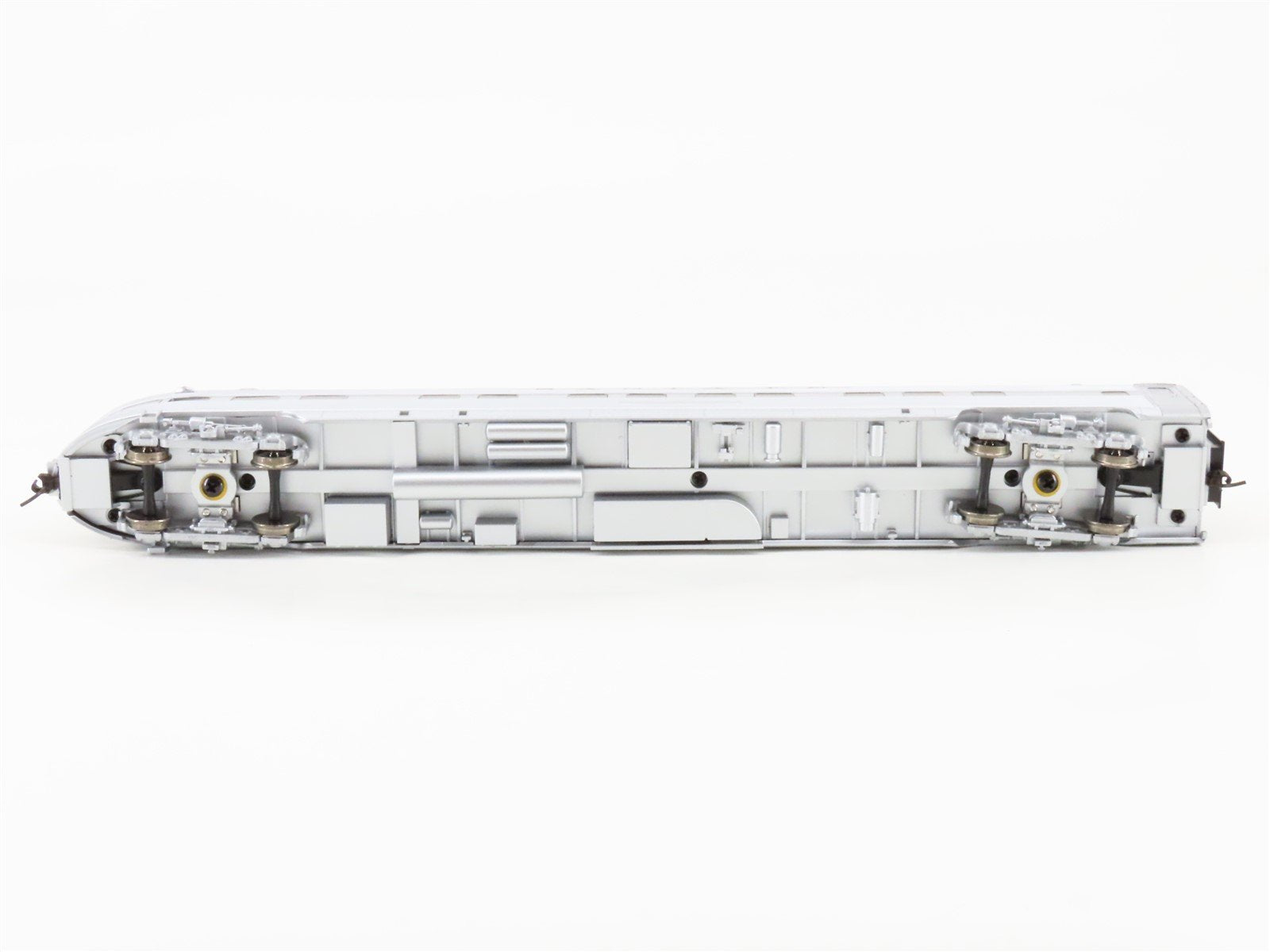 HO Walthers 932-9008 ATSF Santa Fe Super Chief Observation-Lounge Passenger Car