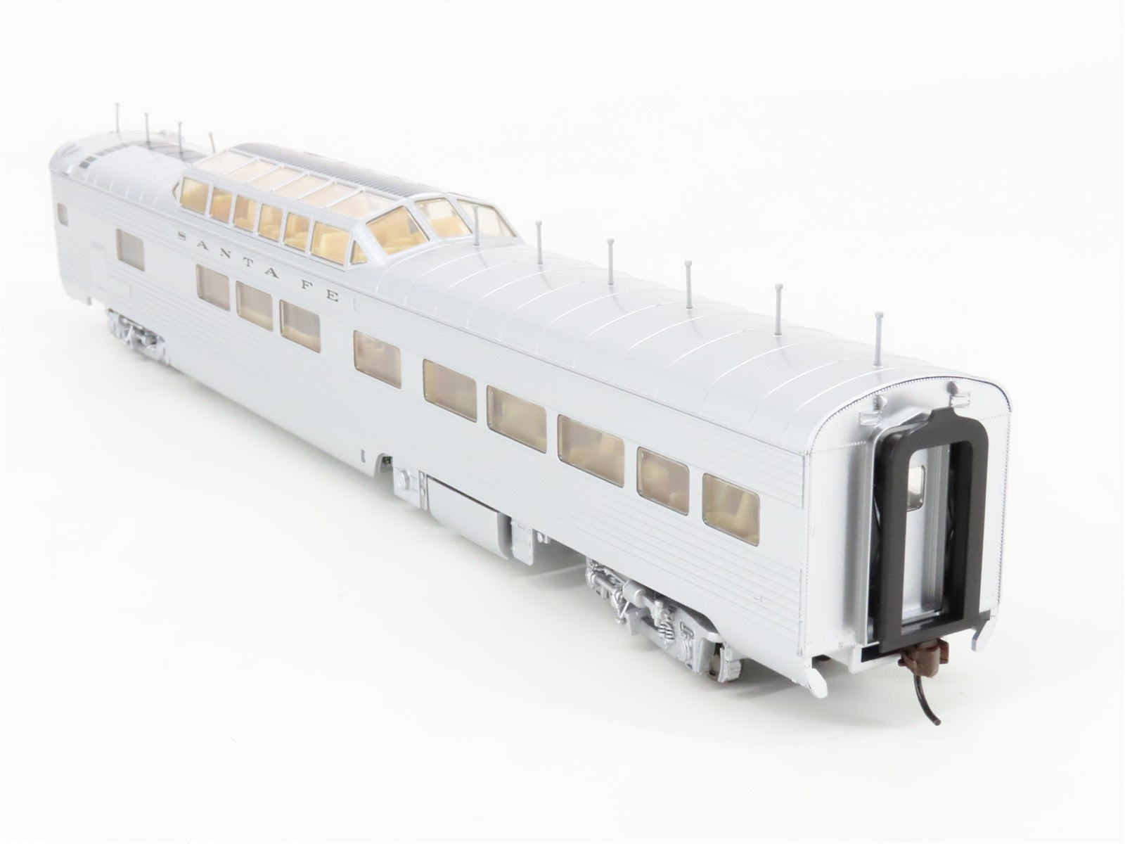 HO Scale Walthers 932-9006 ATSF Santa Fe Super Chief Pleasure Dome Passenger Car