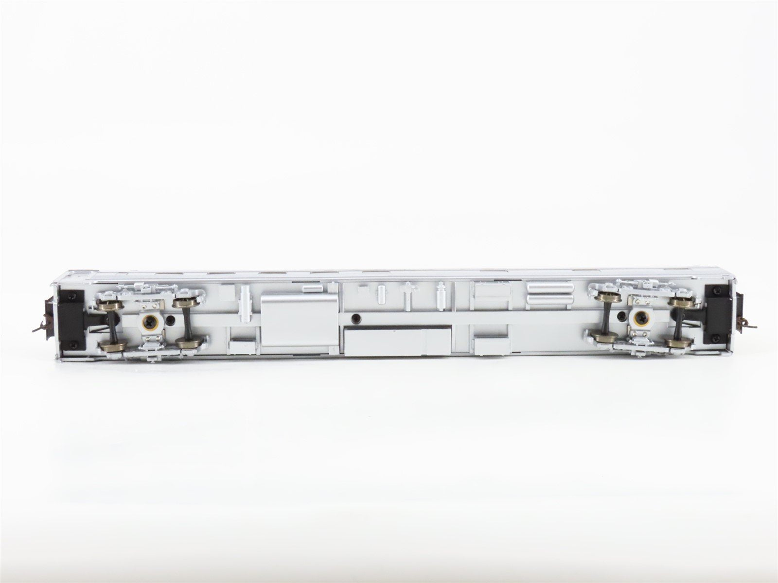 HO Scale Walthers 932-9001 ATSF Santa Fe Super Chief Budd 10-6 Sleeper Passenger
