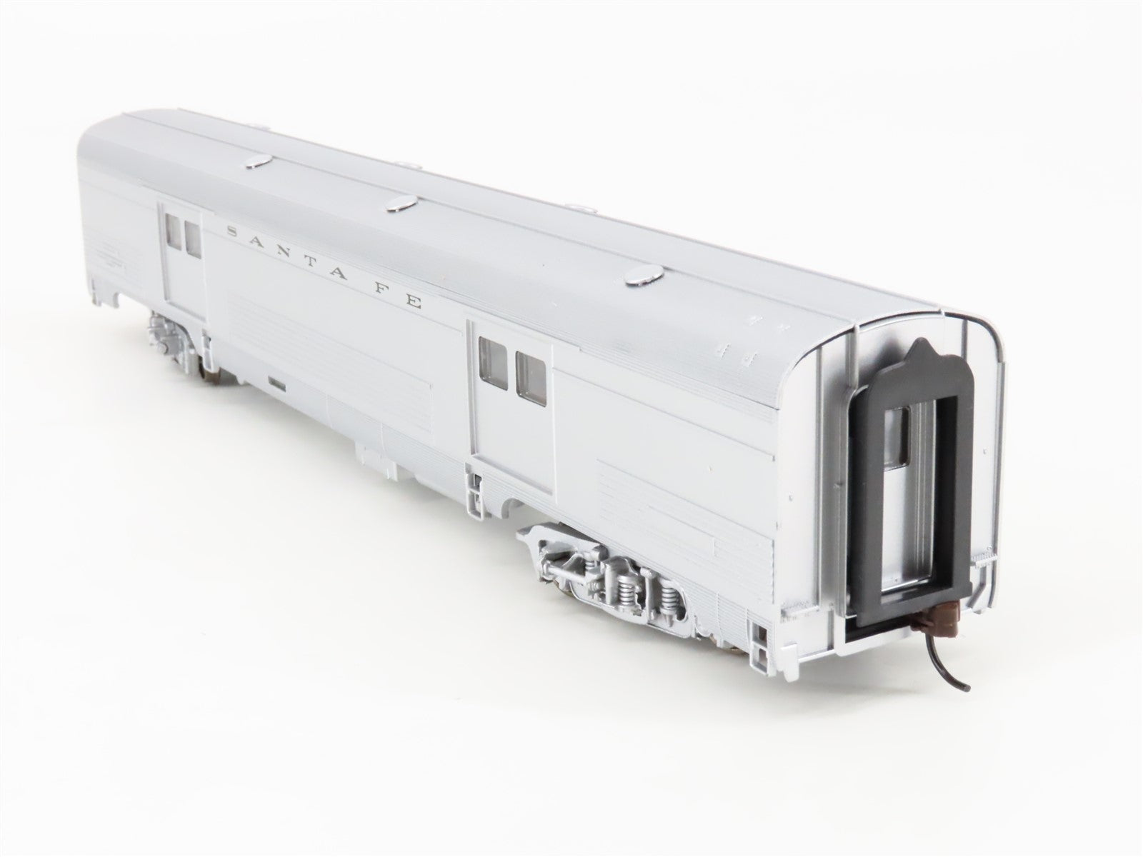 HO Scale Walthers 932-9002 ATSF Santa Fe Super Chief Budd 73' Baggage Passenger