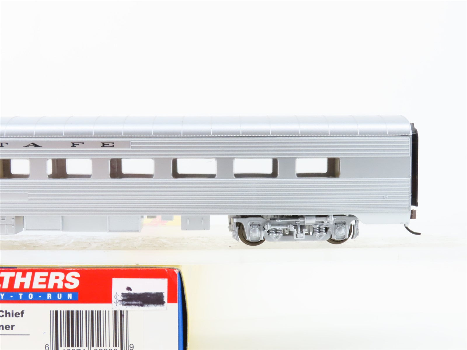 HO Scale Walthers 932-9003 ATSF Santa Fe Super Chief 36-Seat Diner Passenger Car