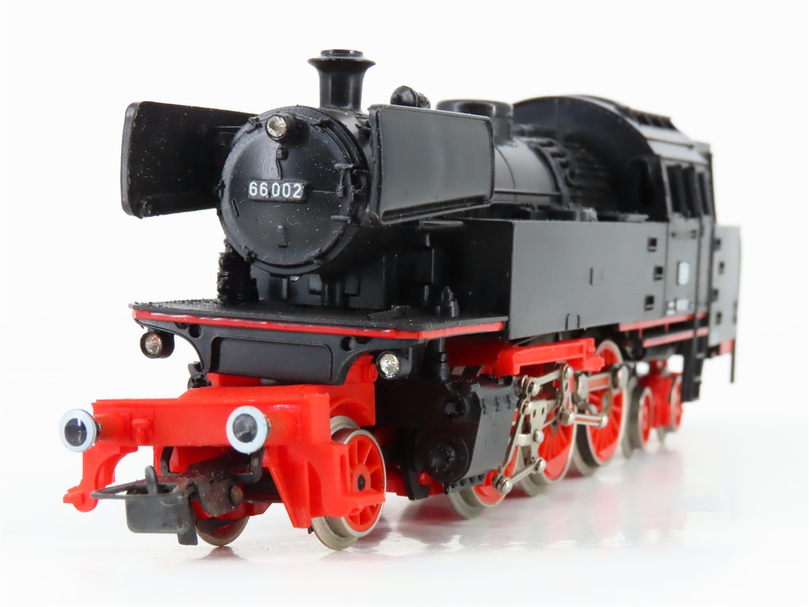 HO Scale PIKO 54-5210 DB Deutsche Bundesbahn 2-6-4T BR66 Tank Steam #002