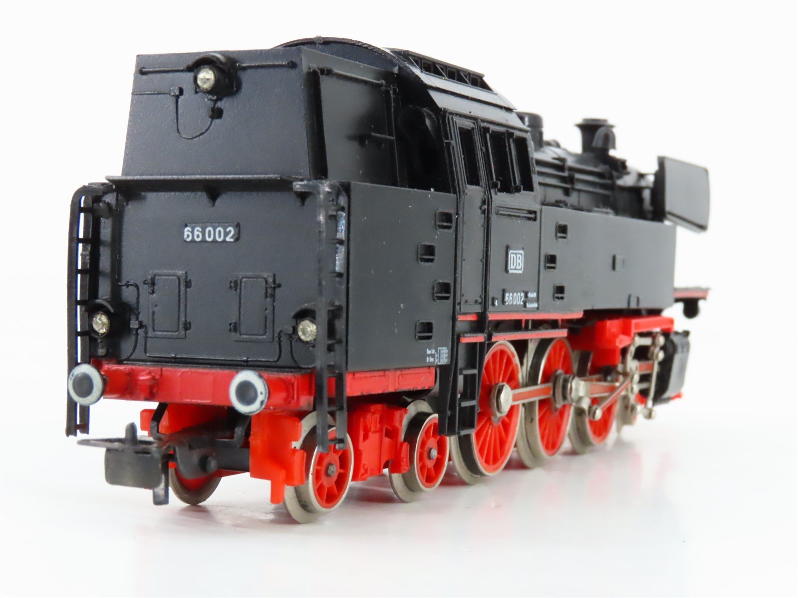HO Scale PIKO 54-5210 DB Deutsche Bundesbahn 2-6-4T BR66 Tank Steam #002