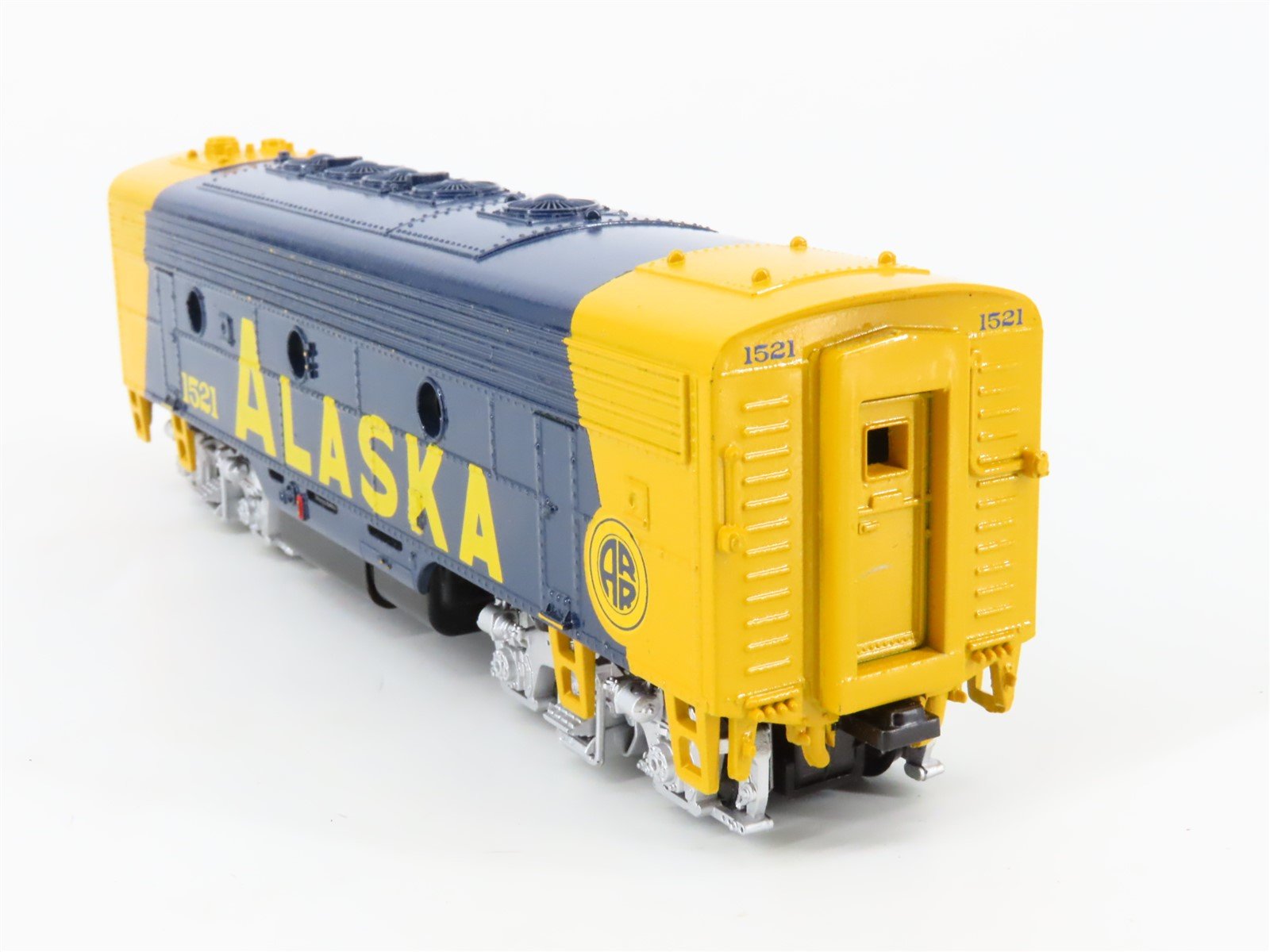 HO Scale Athearn/Hobbycraft ARR Alaska EMD F7B Diesel #1521 - Custom - Unpowered