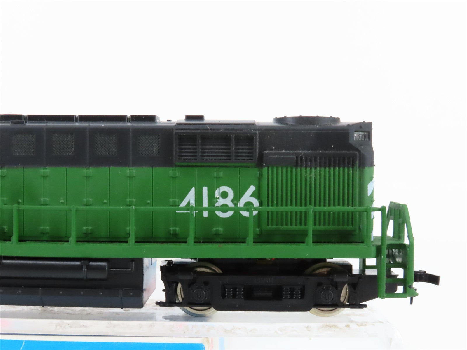 HO Scale Model Power 6699 BN Burlington Northern RS-11 Diesel Locomotive #4186