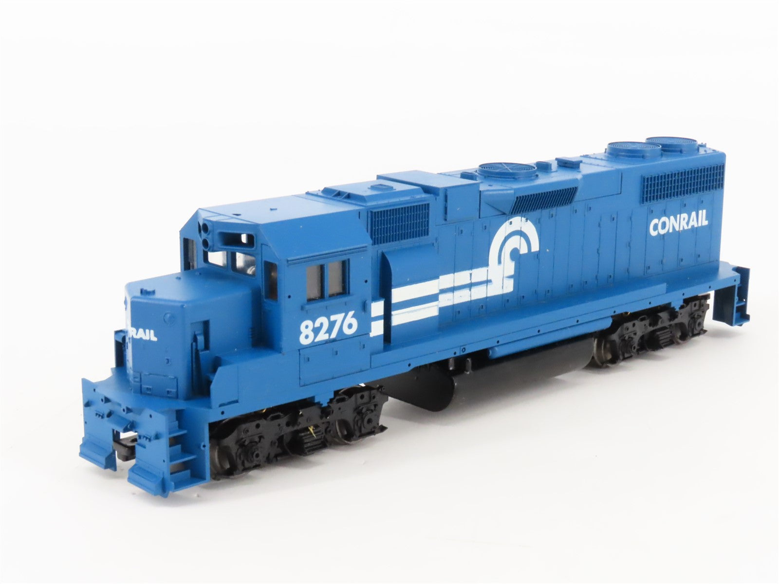 HO Scale Athearn 4682 CR Conrail GP38-2 Diesel Locomotive #8276
