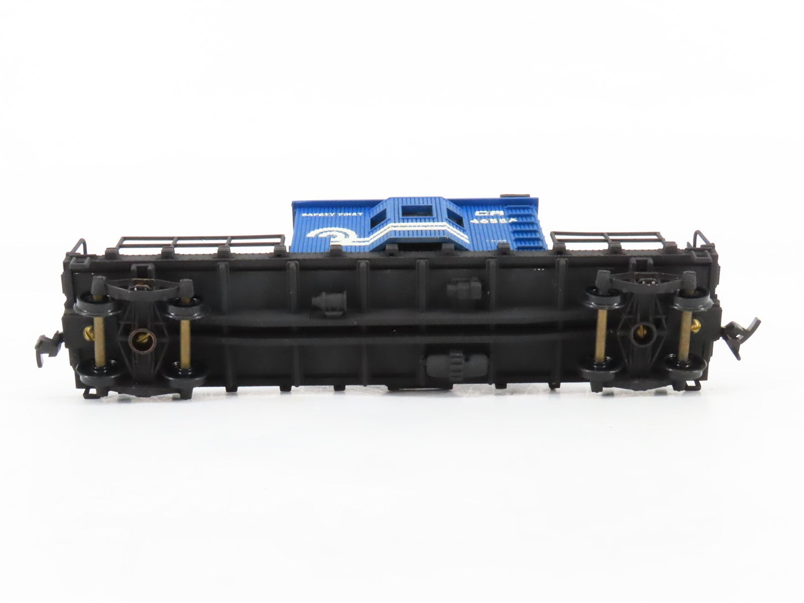 HO Scale Walthers 932-580 CR Conrail Work/Transfer Caboose #46556 CUSTOM