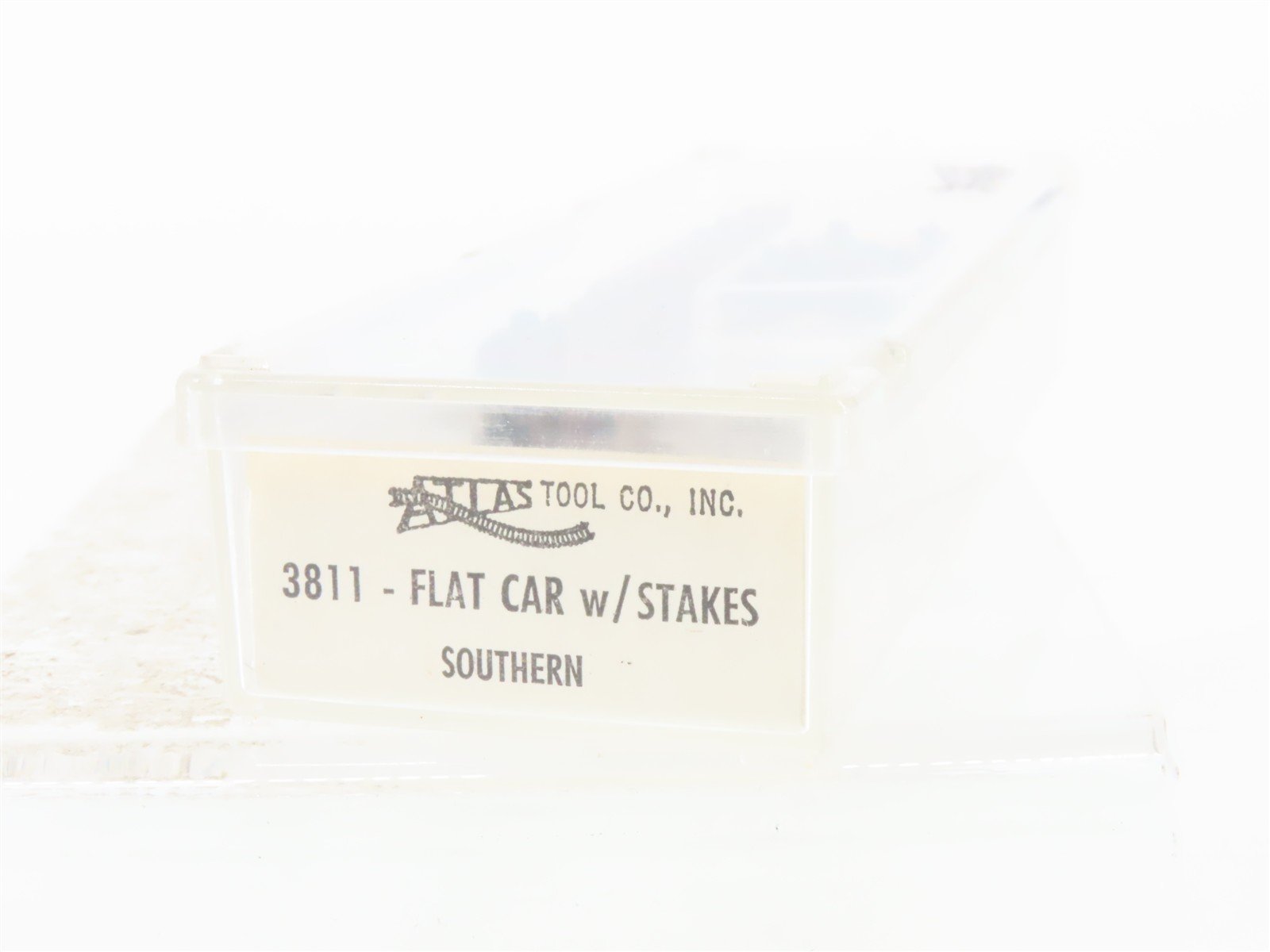 N Scale Atlas 3811 Southern Flatcar w/Stakes #51100